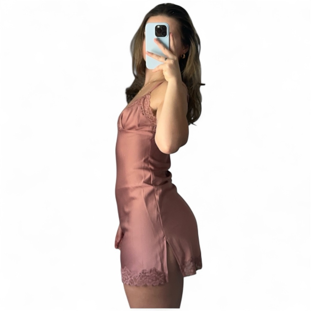 Elegant Pink Lace Trim Satin Slip
